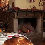 Konukevi Complex Koral Sinemoretz